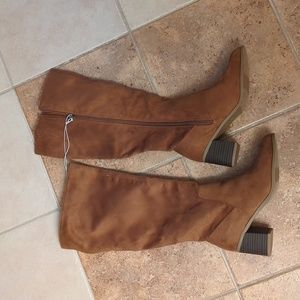 Universal Thread Brown Boots